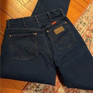 Women’s Wrangler Blue Jeans